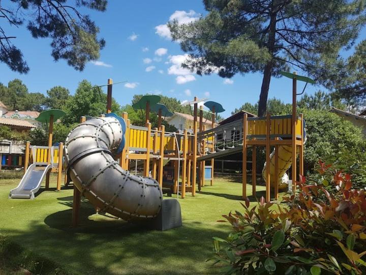 Appartement Sur Golf Avec Piscine Chauffee A Lacanau-Ocean Exteriér fotografie